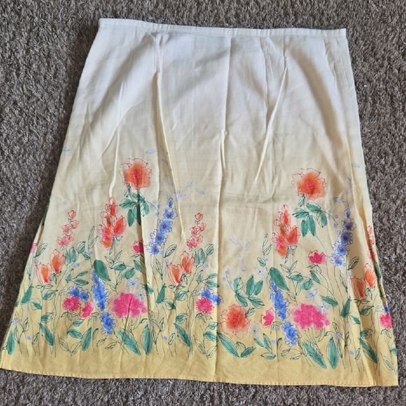 Liz Claiborne Yellow Floral Knee Length Skirt Size 14 - Picture 5 of 6